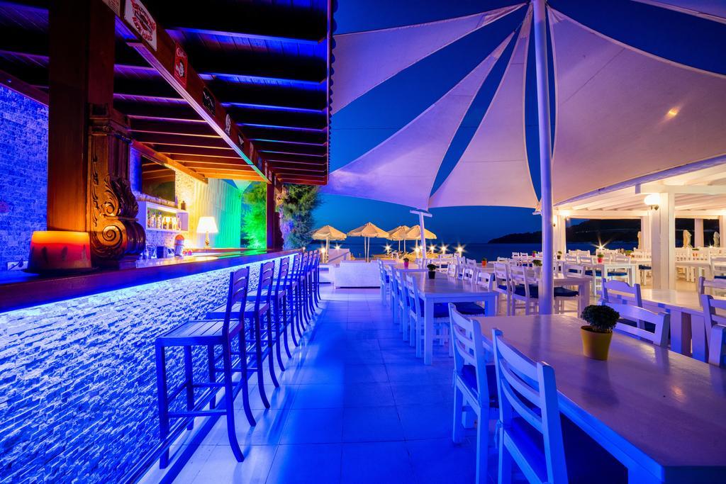 Fiko Hotel Голтуркбуку Екстериор снимка