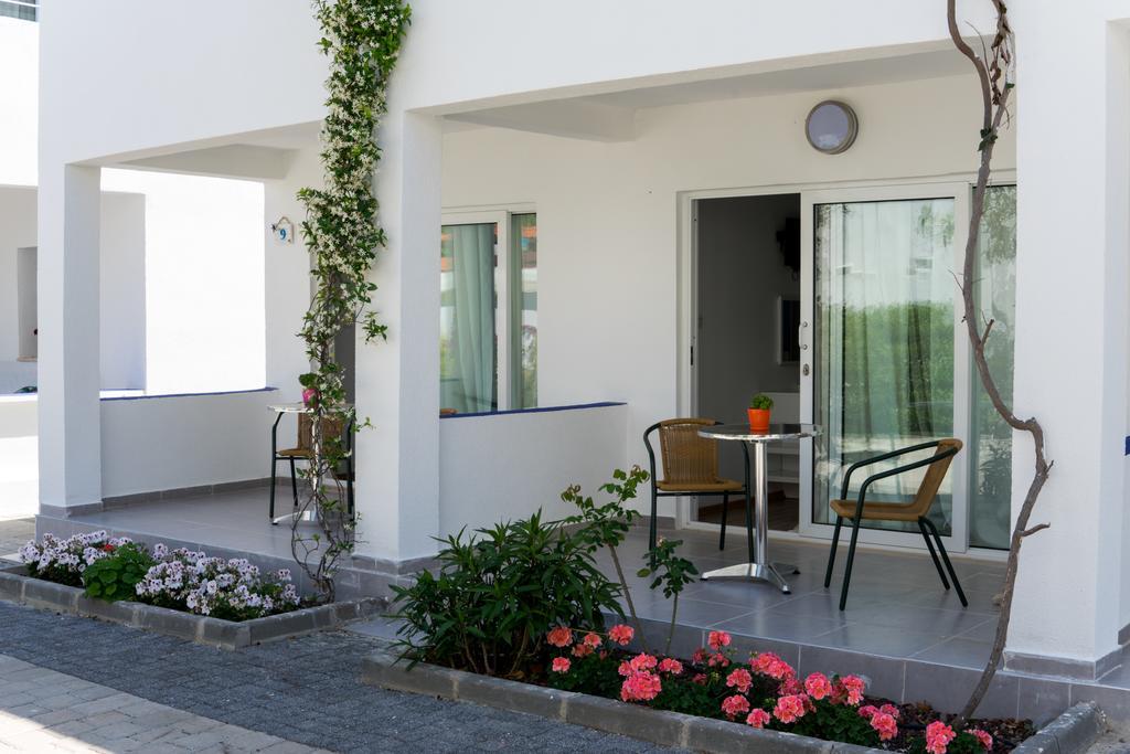 Fiko Hotel Голтуркбуку Екстериор снимка