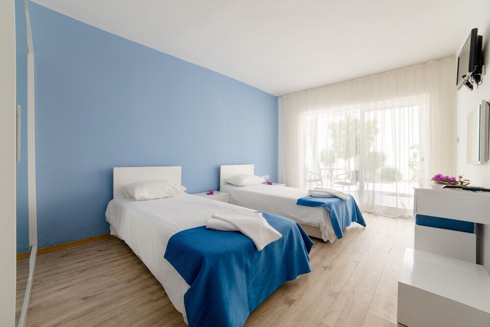Fiko Hotel Голтуркбуку Екстериор снимка